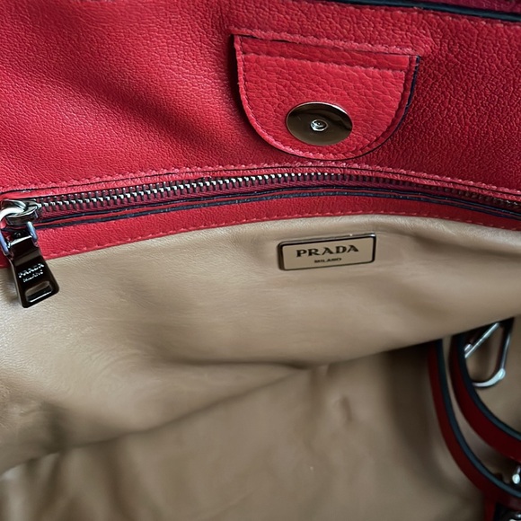 PRADA Handbag Tote Red Large - Picture 10 of 17